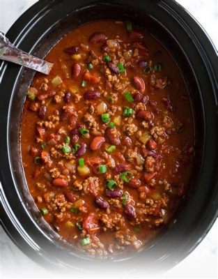  Cincinnati Chili, Lezzetli Bir Karışım: Baharatlı ve Kremalı Bir Türk Klasikinin Amerika Yakası Versiyonu!