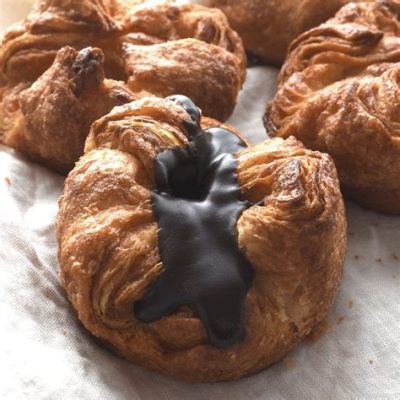  Kouign Amann: Bir Fransız Tatlısı İşte Böyle, Şımarık ve Çikolatayla Karıştırılmış!